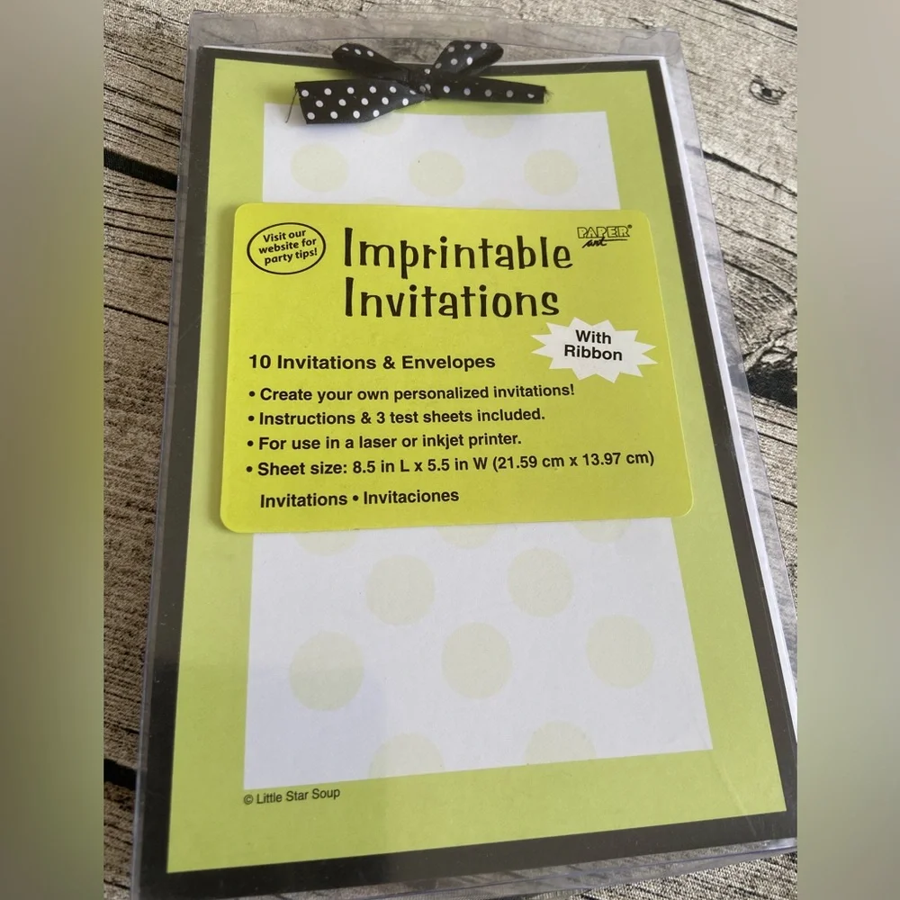 NEW in box. Box of 10 printable invitations + 10 envelopes.